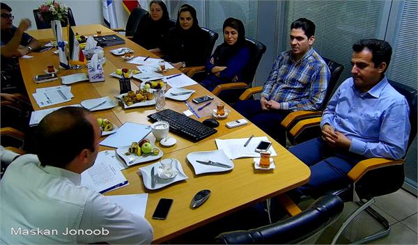 جلسه ارزیابی عملکرد فروش با حضور دکتر صالحی معاون برنامه‌ریزی و توسعه شرکت گروه سرمایه‌گذاری مسکن برگزار گردید