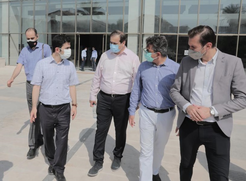 فرشاد فرزین