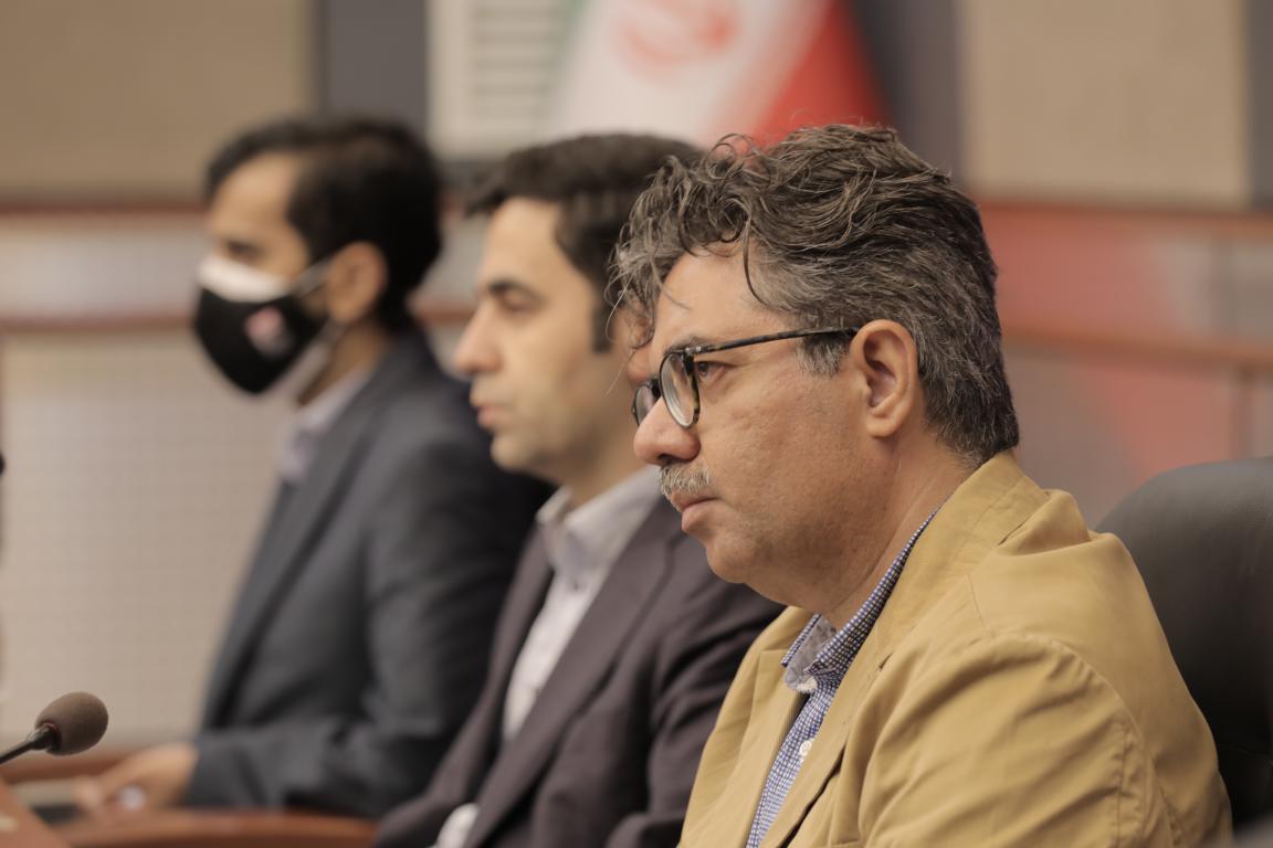 فرشاد فرزین