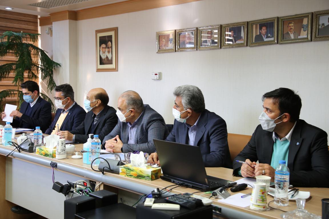 فرشاد فرزین