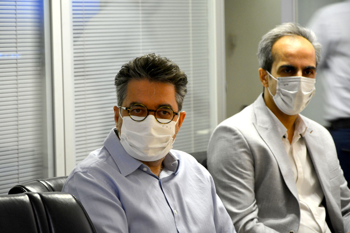 فرشاد فرزین