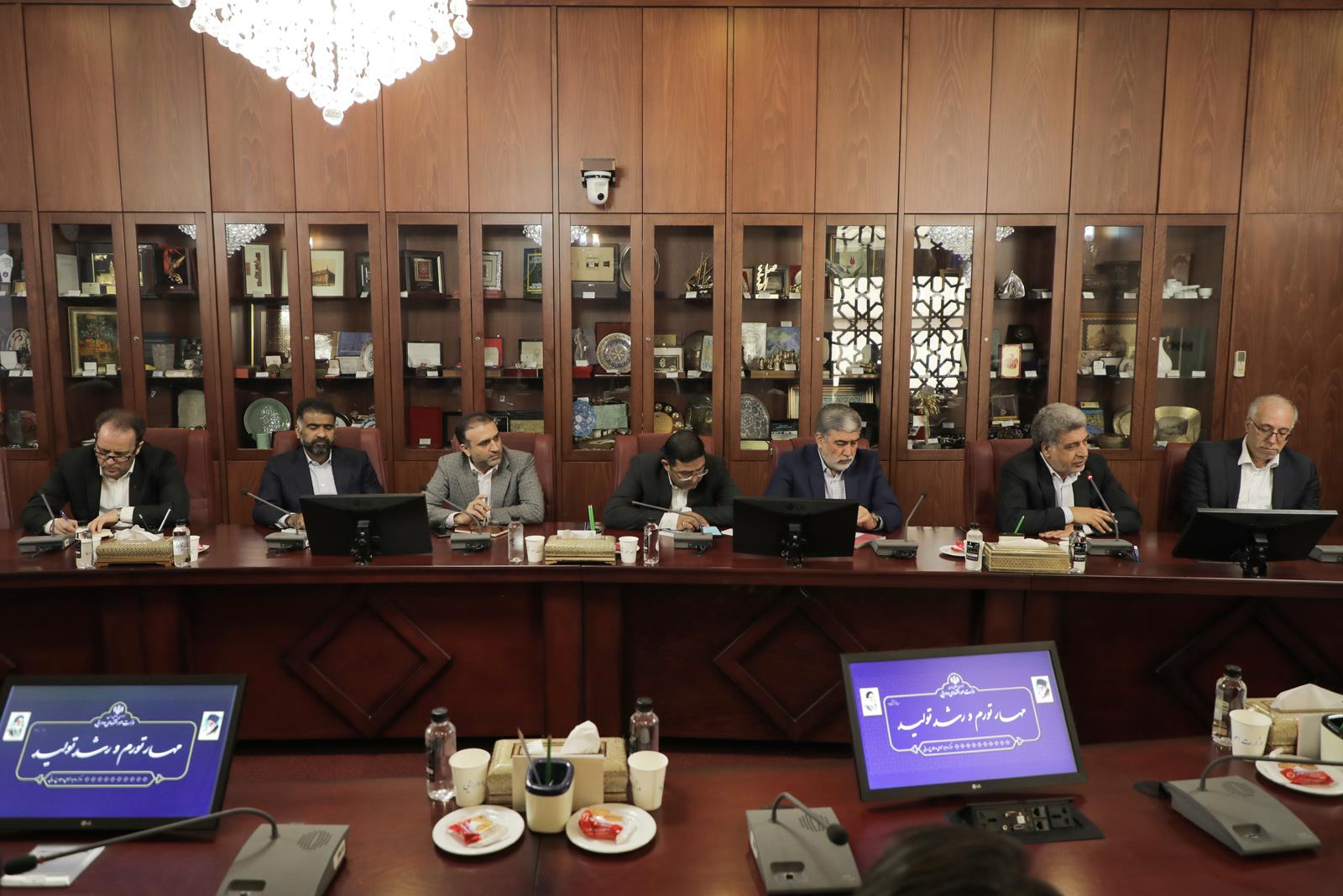 دکتر سید عباس حسینی مدیر عامل بانک مسکن