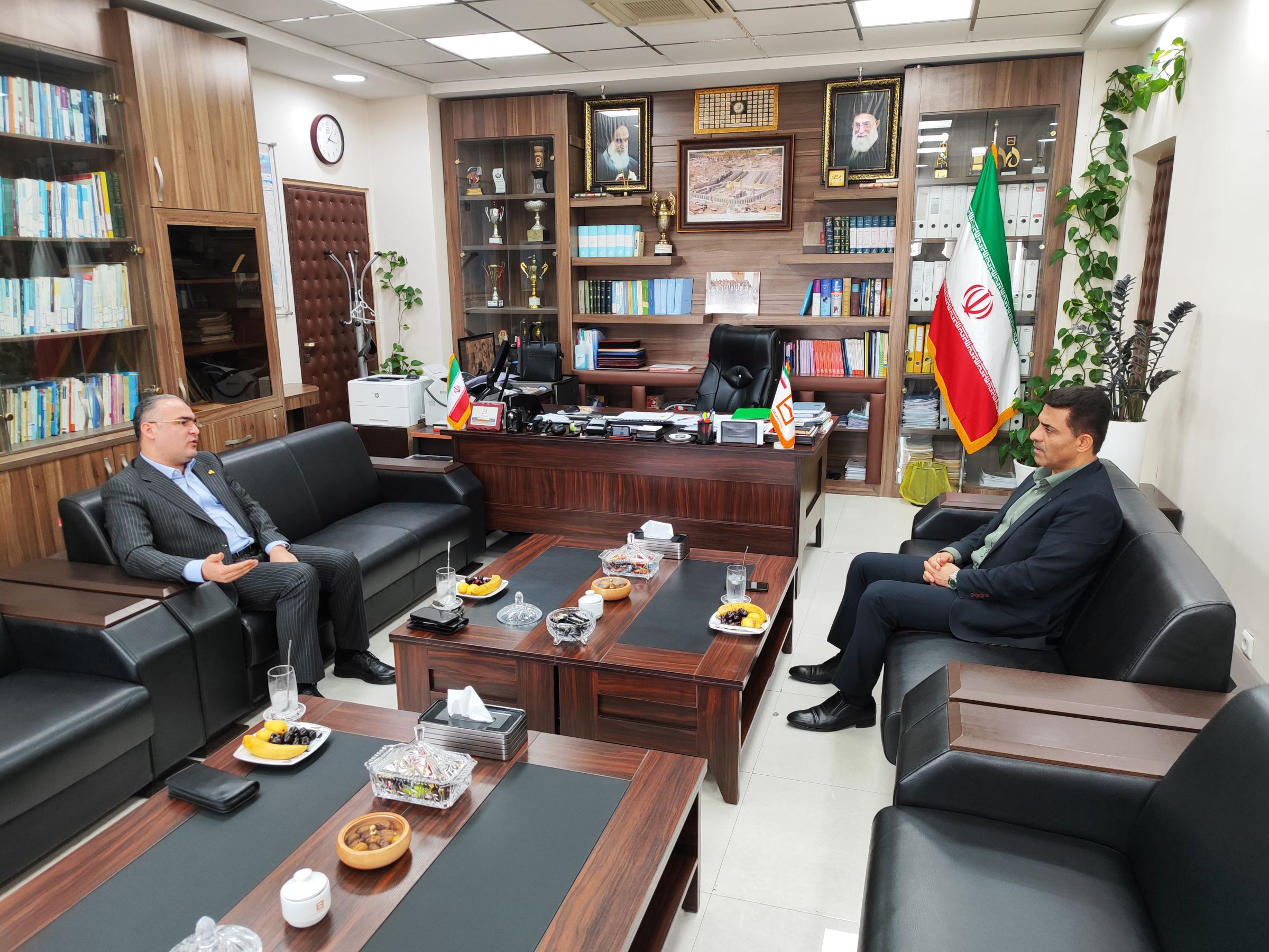 دکتر زاهدی مدیر عامل مسکن جنوب