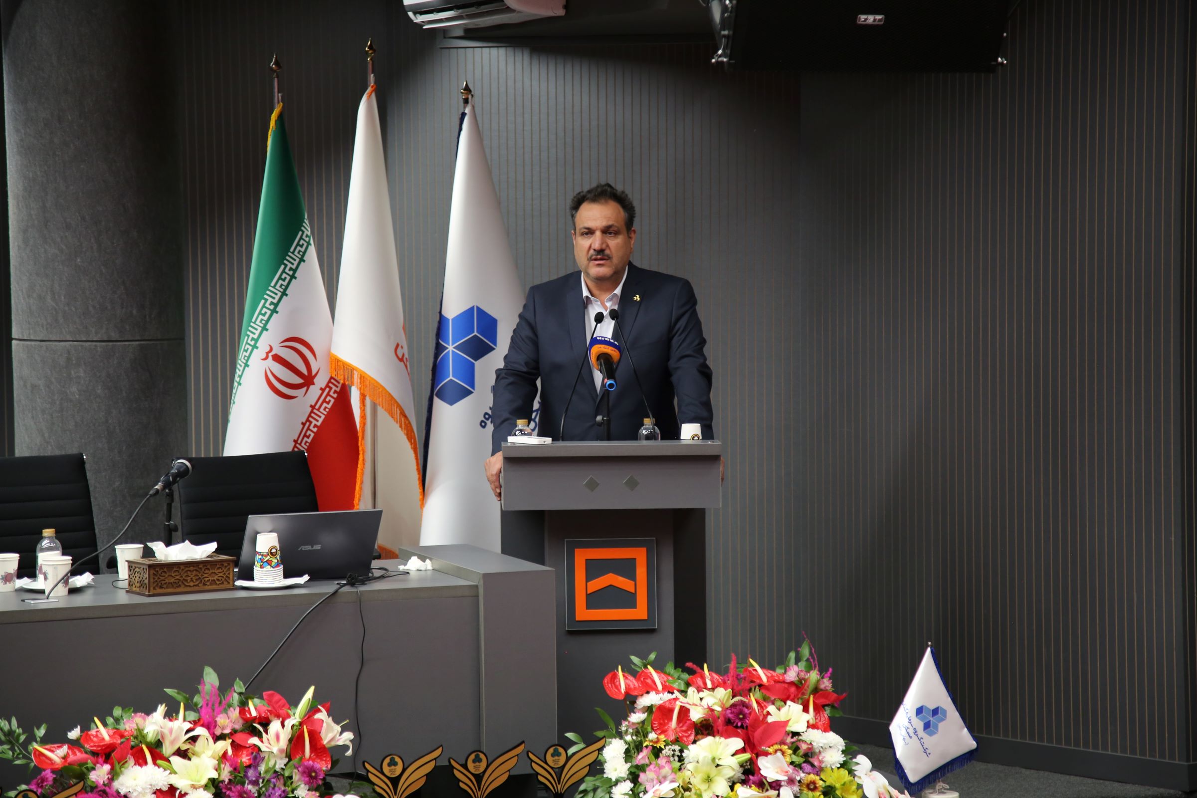 دکتر جواهری