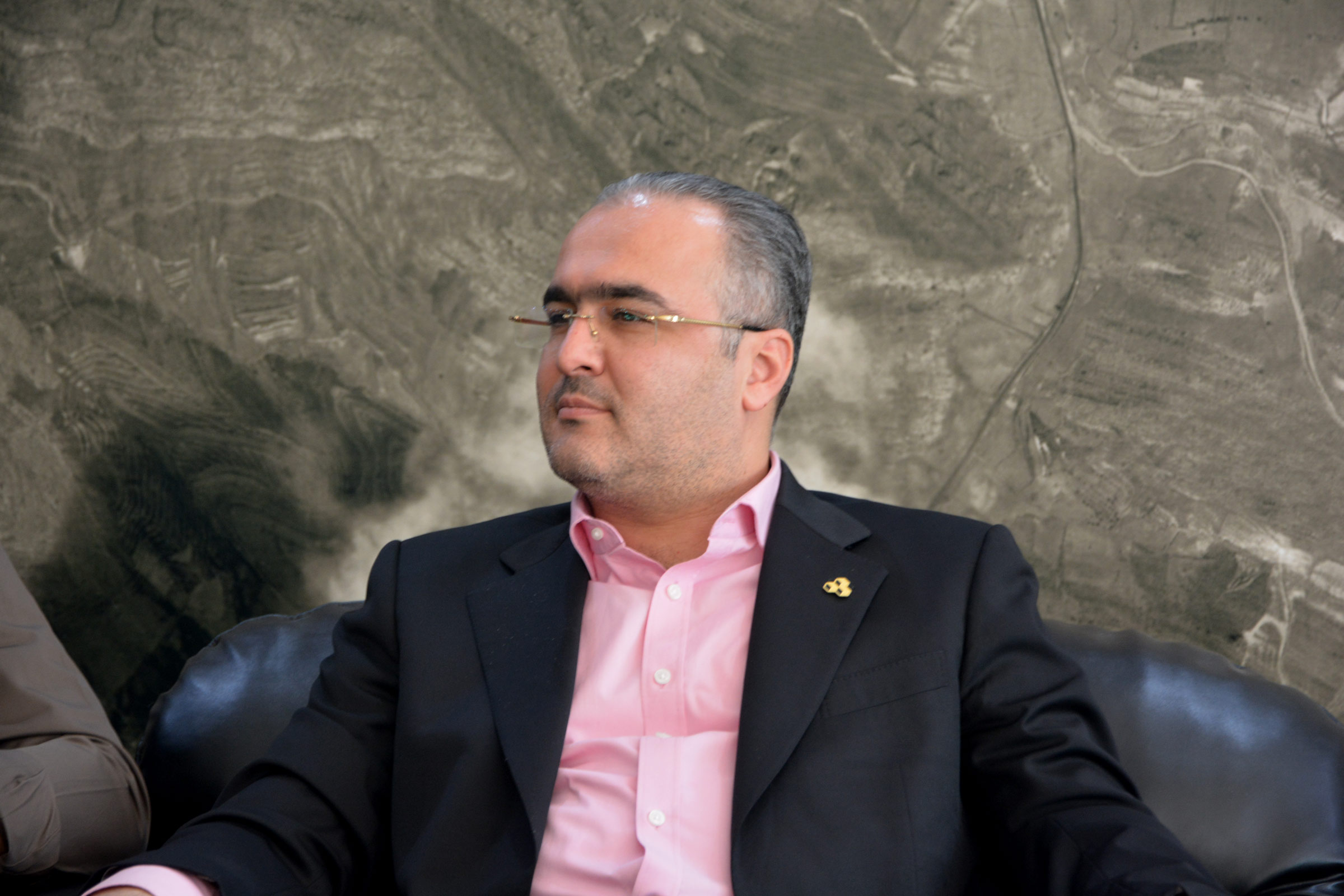 دکتر زاهدی مدیر عامل مسکن جنوب