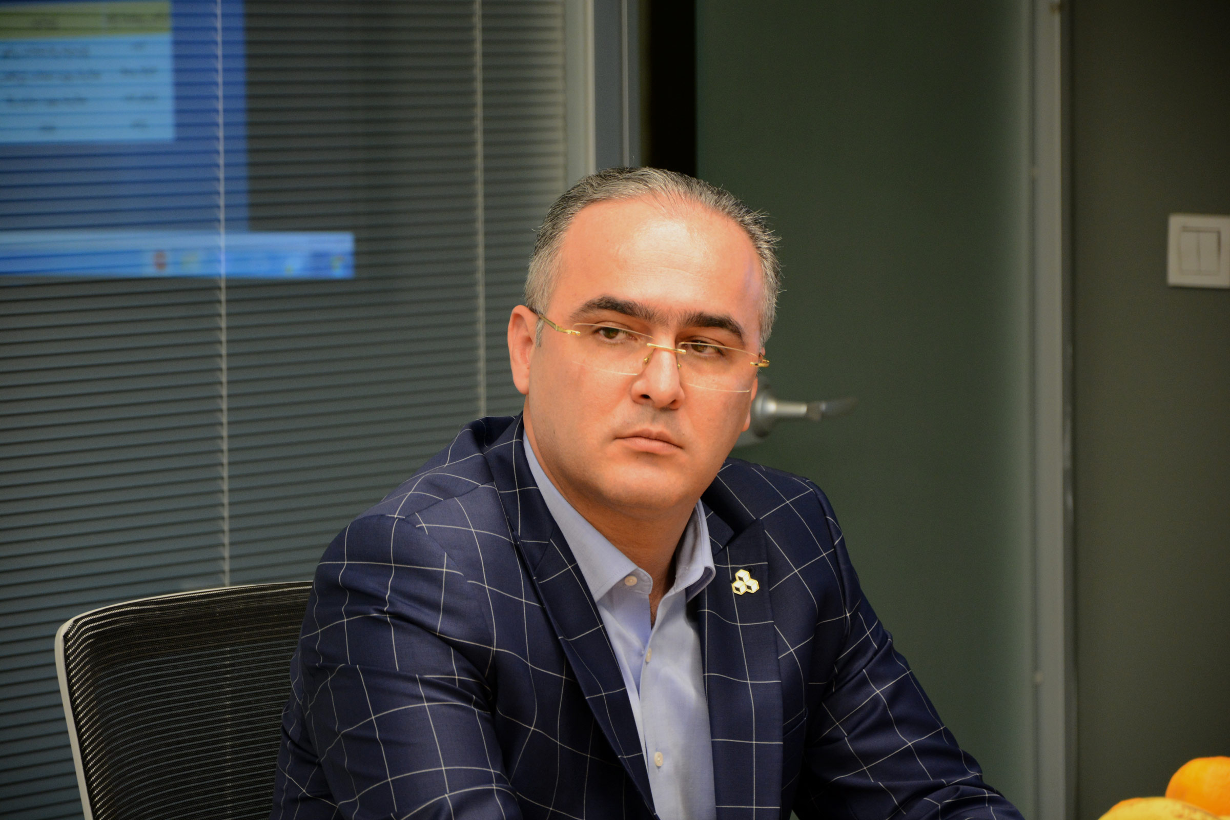 بهزاد زاهدی