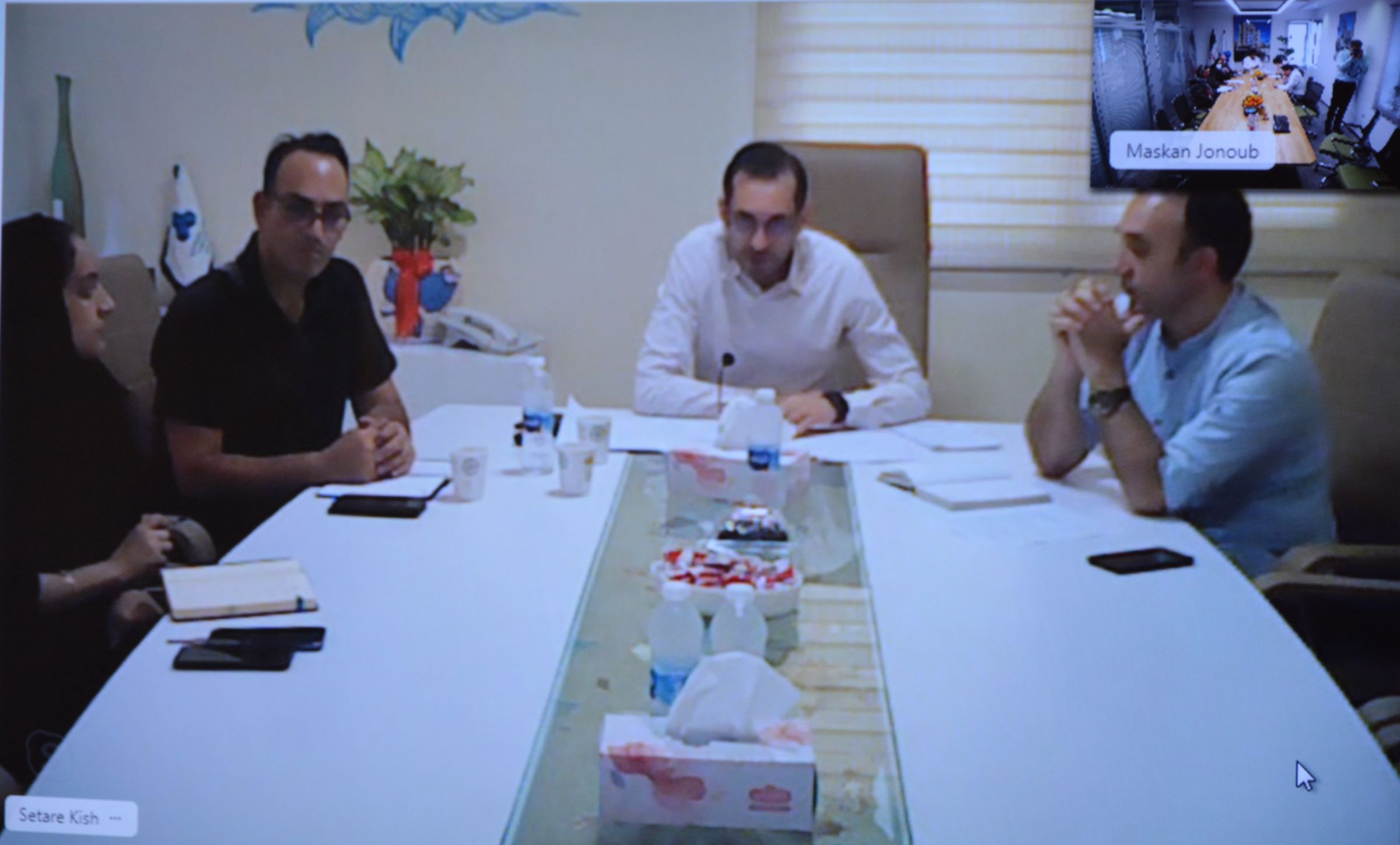 مقدم نژاد مدیر شعبه کیش