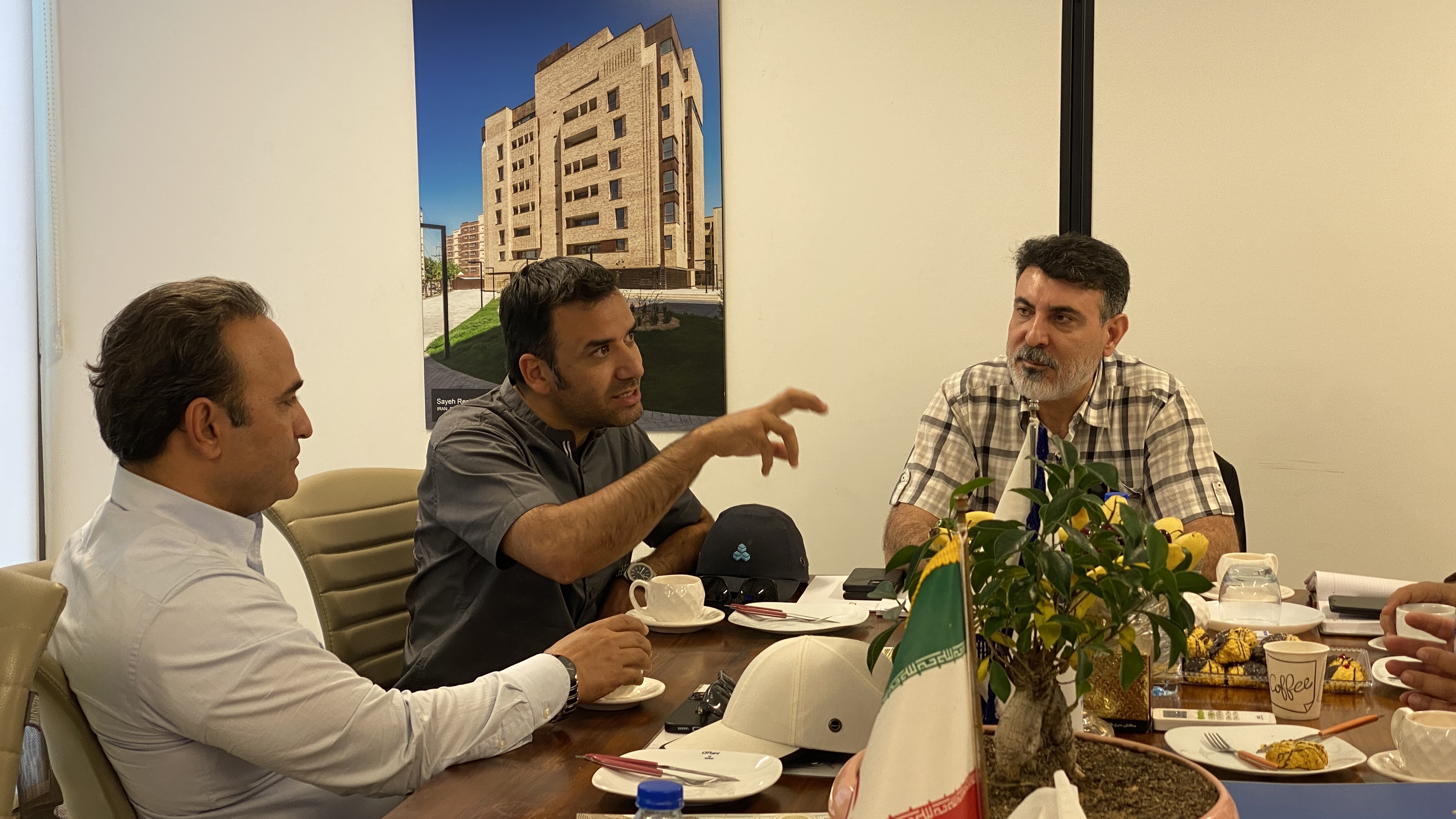 دکتر صالحی سرپرست شرکت سرمایه گذاری مسکن جنوب